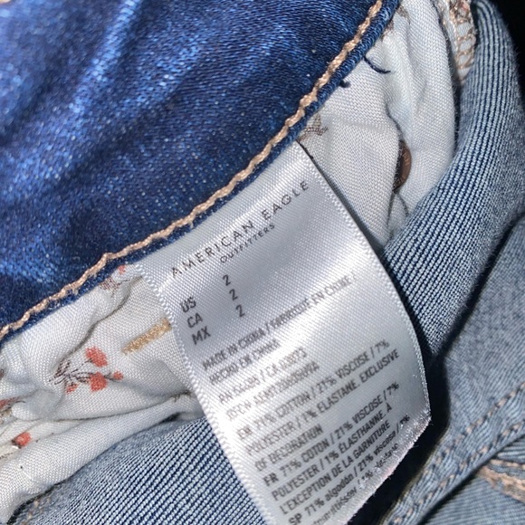 AE Jean shorts! - Picture 3 of 3